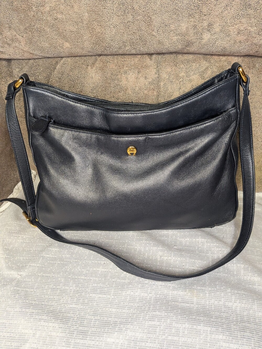 VINTAGE Etienne Aigner Black Leather Shoulder Bag